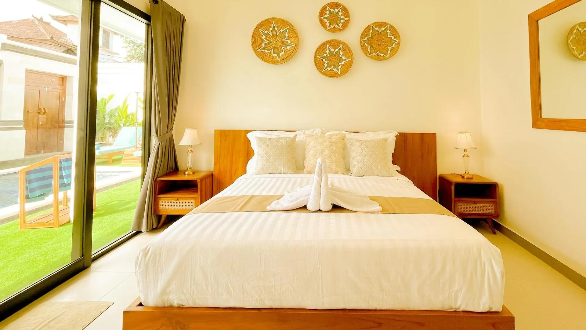 Villa Zanetta By Bali Asia Villa كيروبوكان